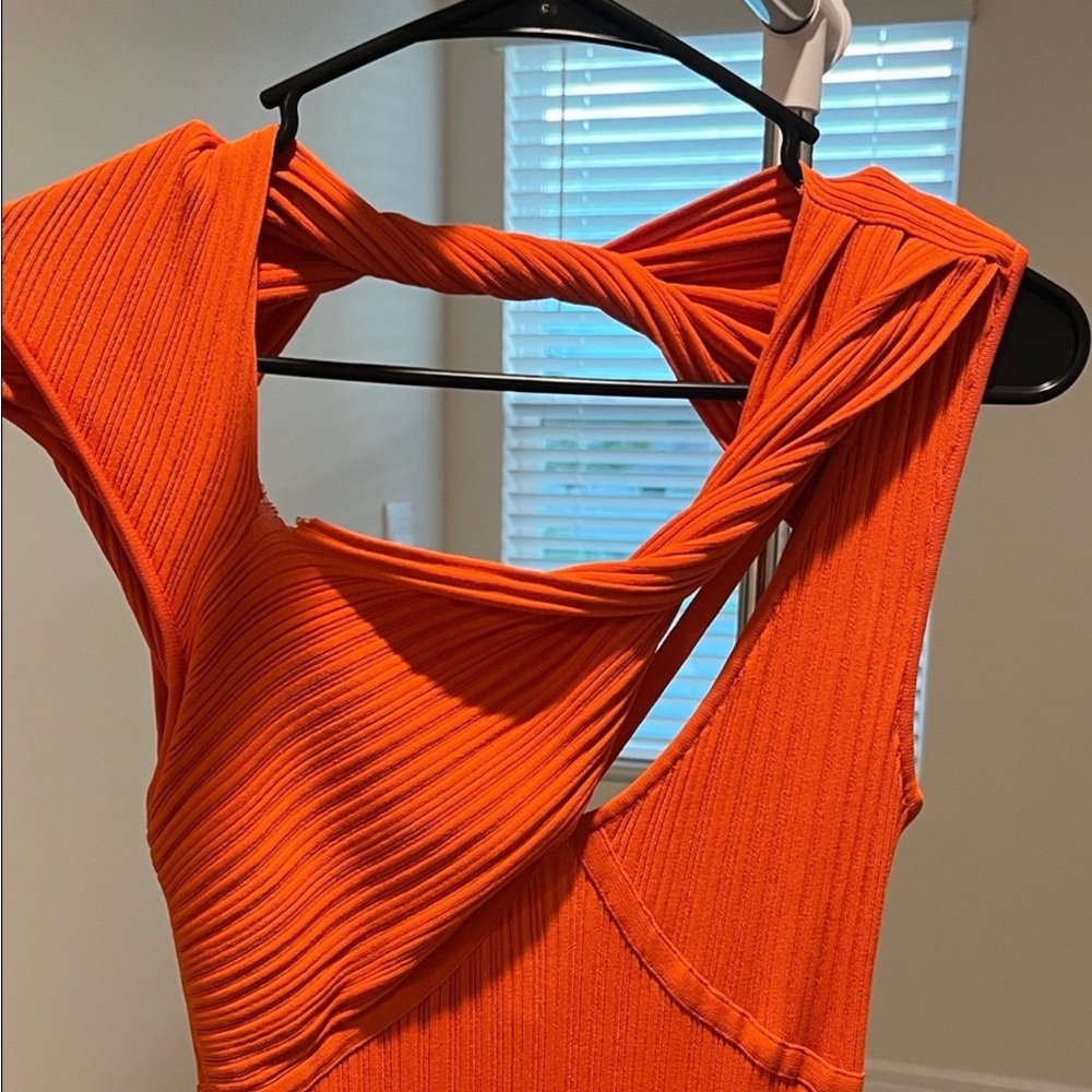 Aknvas Vibrant Orange Backless Dress $650 brand new without tags - Picture 4 of 4